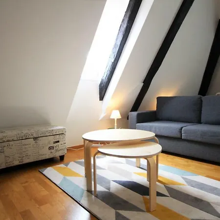 Apartamento Historic Center - La Collegiale 4 étoiles - Bookingalsace *