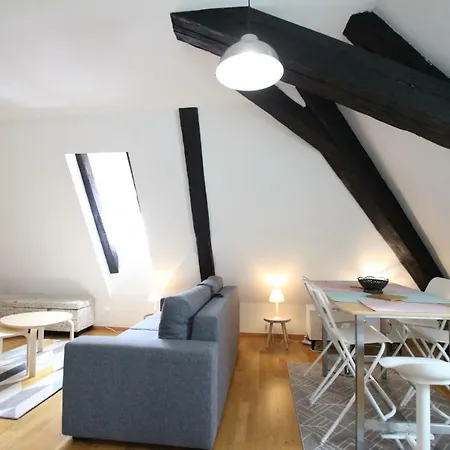 Apartamento Historic Center - La Collegiale 4 étoiles - Bookingalsace *